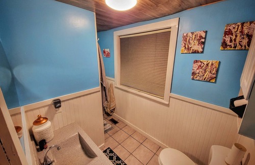 East Charleston Casa | Big Country Home with Hot Tub in NEK near Willoughby, Burke, & Jay.