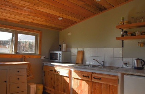 Luggate Cabina | BIG DOGS Homestay