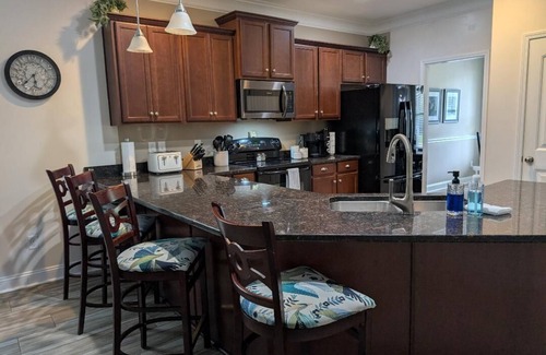 Myrtle Grove Casa | Big Fun in the Sun - Spacious 6 Bedroom Vacation Home in Fabulous Wilmington NC