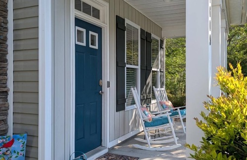Myrtle Grove Casa | Big Fun in the Sun - Spacious 6 Bedroom Vacation Home in Fabulous Wilmington NC