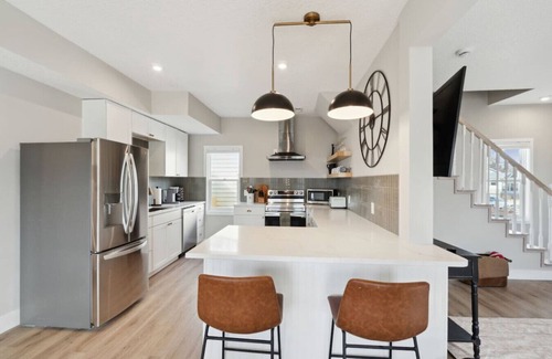West Des Moines Casa | Big Groups/Spacious/4BD/2A