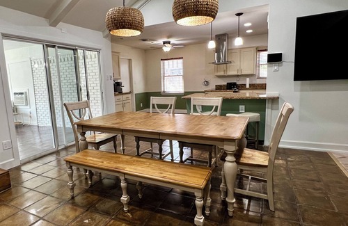 Westbury Casa | Big Heated Pool w Sunroom, Centrally-loc. Luxury in Houston, Billiards, Sleeps16