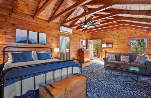 Boone Casa | Big Hill Cabin
