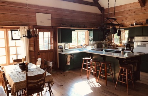 Twin Bridges Casa | Big Hole River fishing cabin