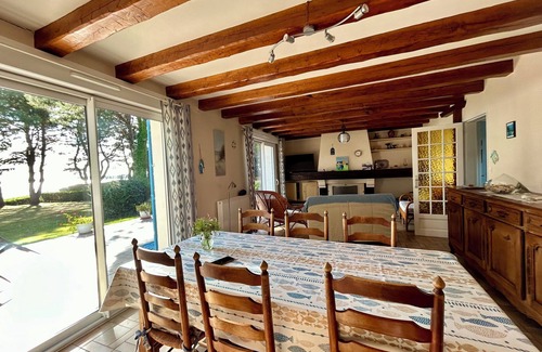 Penestin Villa | Casa Grande frente al mar con un gran jardín