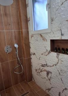 Flogita Casa | Big house with a huge garden and barbecue area!