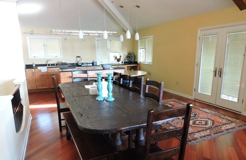 Winchester Casa | Big Lake Views Tims Ford Lake! Mucho espacio y excelente para reuniones familiares