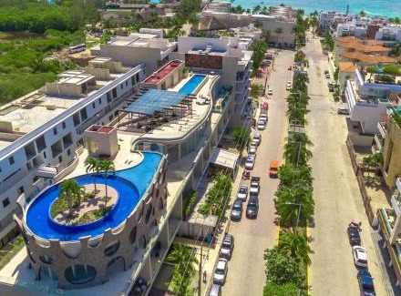 Luis Donaldo Colosio Apartamento | Big loft 2br 2.5bth one block the beach