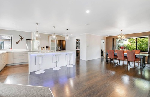 Manly Casa | Big Manly beachside with Pool