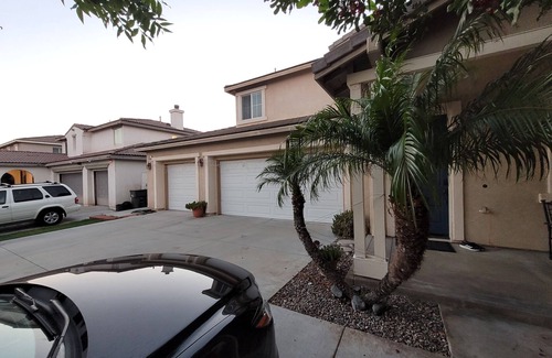 Eastvale Casa | Big Master bedroom with own bathroom toilet and wardrobe