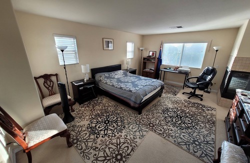 Eastvale Casa | Big Master bedroom with own bathroom toilet and wardrobe