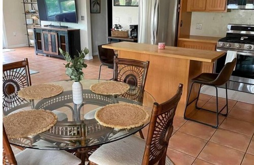 Port Pine Heights Casa | Big Pine Waterfront Getaway