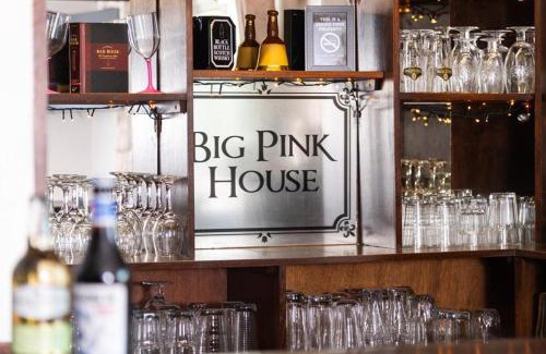 Mealsgate Casa | Big Pink House
