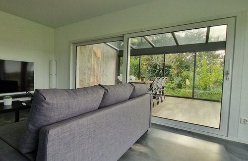 Dierikon Apartamento | Big Premium Loft with View, Washer, Parking, Kitchen, Tub