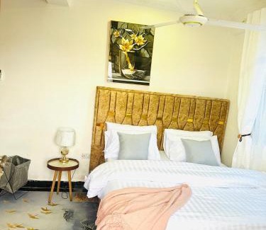 Dar es Salaam Casa | Big Private Room with Amazing Views in Heart of the City
