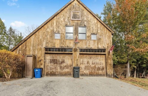 Elkins Apartamento | “Big Red” @ New London/Sunapee - Overflow Unit