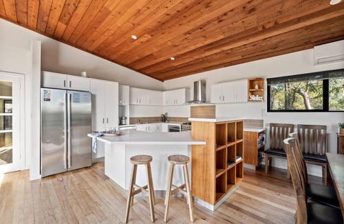 Quedjinup Casa | Big Rock Dreaming Bush Retreat w Stylish Comforts