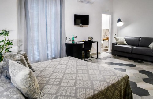 Rossano Casa | Big Rose