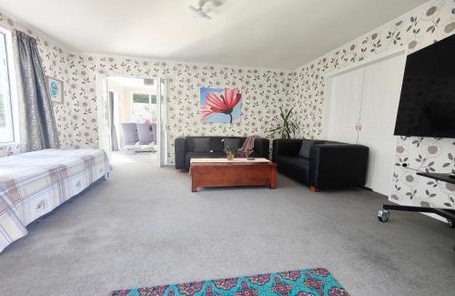 Johnsonville Apartamento | big sale was 258 now from 138 for 2or3 bedrooms