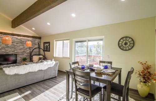 Big Sky Meadow Village Casa | Big Sky Basecamp Walk to Trails + Private Patio
