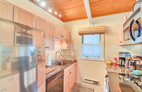 Big Sky Condominio | Big Sky Condo w/ Golf Course View, Steps to Town