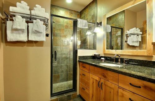 Big Sky Complejo | Big Sky Resort Village Center