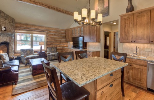 Big Sky Cabina | Cowboy Heaven Cabin 15 Derringer