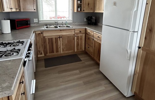 Spirit Lake Casa | Big Spirit - Lake Front Getaway