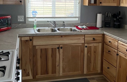 Spirit Lake Casa | Big Spirit - Lake Front Getaway