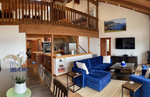 Northeast Carmel Casa | Big Sur Lodge-Style House in Carmel with PANORAMIC Ocean, Bay & Valley VIEWS!