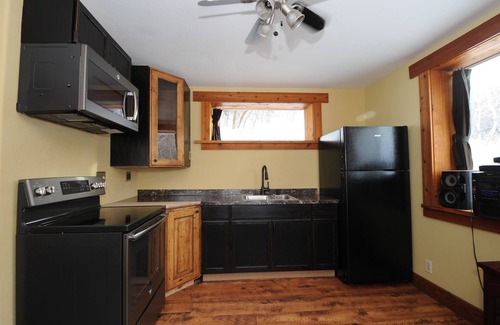 Kamas Cabina | BIG TINI CABIN for Rent Long Term Preferred