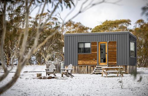 Moonbah Otro | Big Yard Escapes - Two Off-Grid Tiny Houses on the Mowamba River