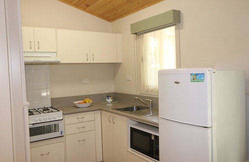 Cardigan Cabaña | Big4 Ballarat Windmill Holiday Park