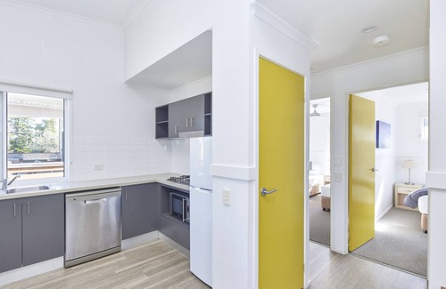 North Narrabeen Otro | NRMA Sydney Lakeside Holiday Park