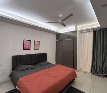 Dehradun Apartamento | Bigbro-Air I Comfy N Independent