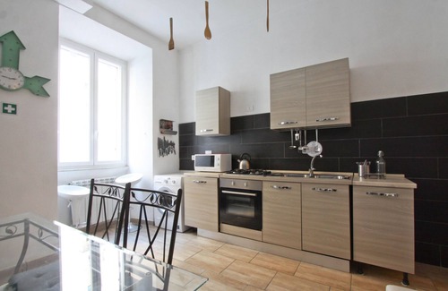 Testaccio Casa | BigFamilyFlats - Trastevere & Testaccio & Circo Massimo - 5 rooms - 13 pax