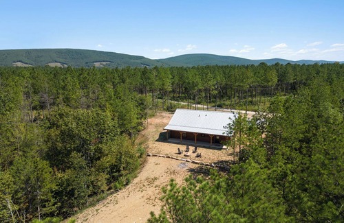 Pickens Cabina | Bigfoot Bluff Cabin in Kiamichi Mountains