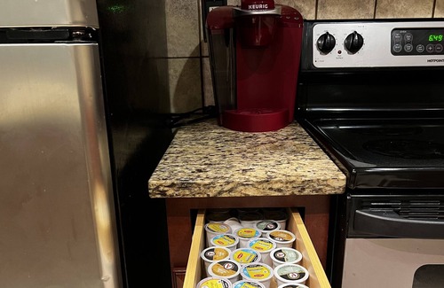 Lawrence Condominio | Biggest 3 BDR loft Downtown Mass Street - 5 mins from KU