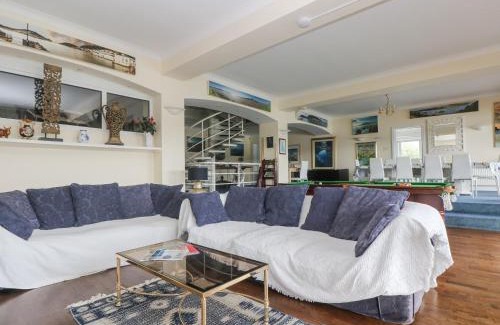 Dartmouth Casa | Bight Boathouse