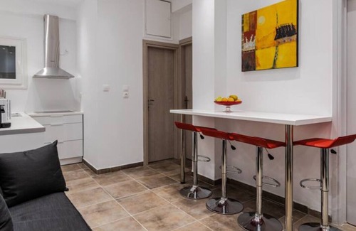 Glyfada Apartamento | Bijou apartment in Glyfada center