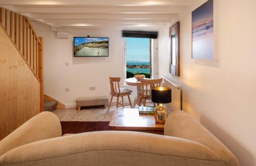 Mousehole Casa | Bijou Bolthole
