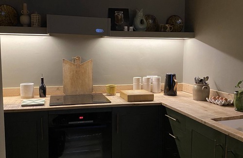Chagford Cabaña | Bijou Cottage in centre of Dartmoor village
