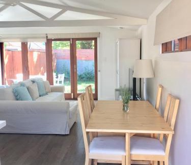 Freshwater Chalet De Esquí | Bijoux Beach House