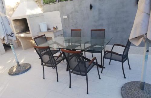 Omis Apartamento | Bika