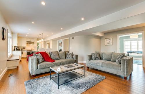 Prospect Heights Casa | Bike and Kayak Lakefront Prospect Heights Home