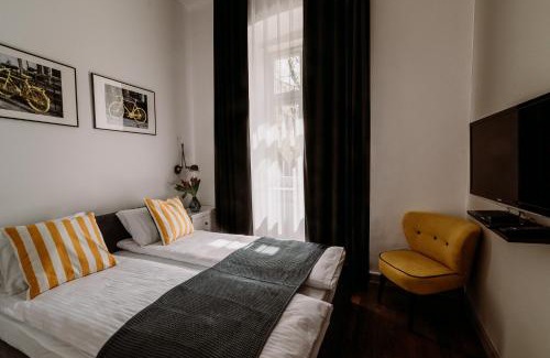 Przemysl Apartamento | BIKE ROOMS