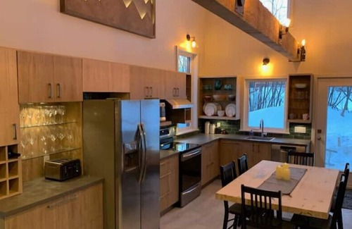 Saint Ferreol les Neiges Chalet De Esquí | Bike & ski paradise, Chalet La Souche is in the heart of outdoor recreation.