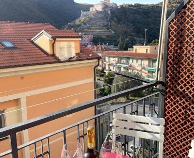 Finalborgo Apartamento | Bike & Sea under castle dreams at Finalborgo