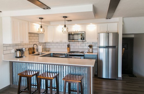 Sandpoint Condominio | Bikes and Kayaks in Downtown Sandpoint Waterfront condo