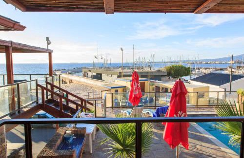 Gordons Bay Central Casa | Bikini Beach Villas